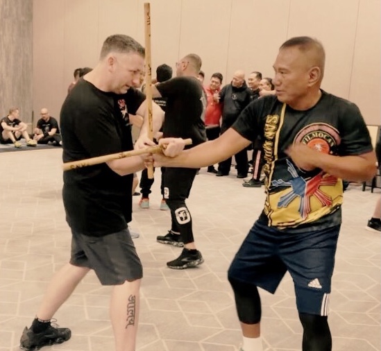 Ross McDonald, FQI, practising Balintawak Arnis Cuentada with Master Flores of Filmocan Eskrima. Ross teaches arnis to adults and kids at Tanden Martial Arts, Jan Juc, Torquay, Surf Coast.